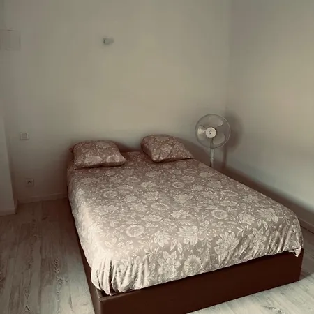 Apartment L Adresse Surgerienne - 4 Pers - Elegance & Confort Au Coeur De Surgeres