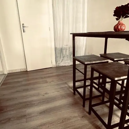 L Adresse Surgerienne - 4 Pers - Elegance & Confort Au Coeur De Apartment